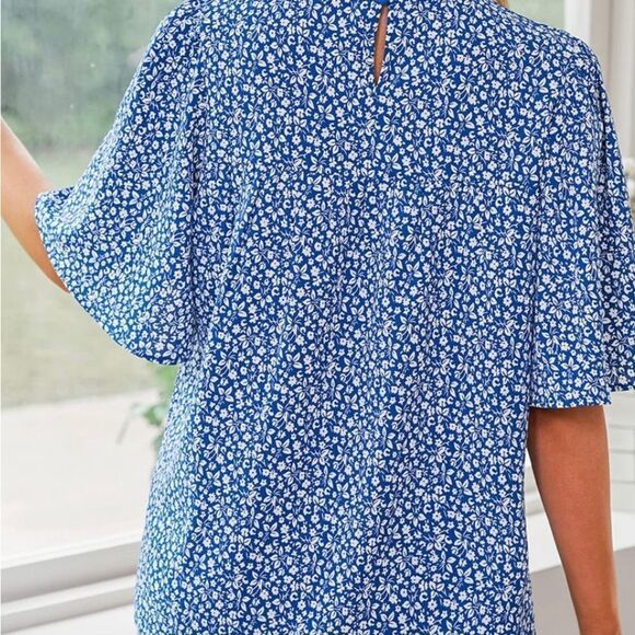 C. Cline Blue & White Floral Bell-Sleeve Crewneck Top - Picture 3 of 3